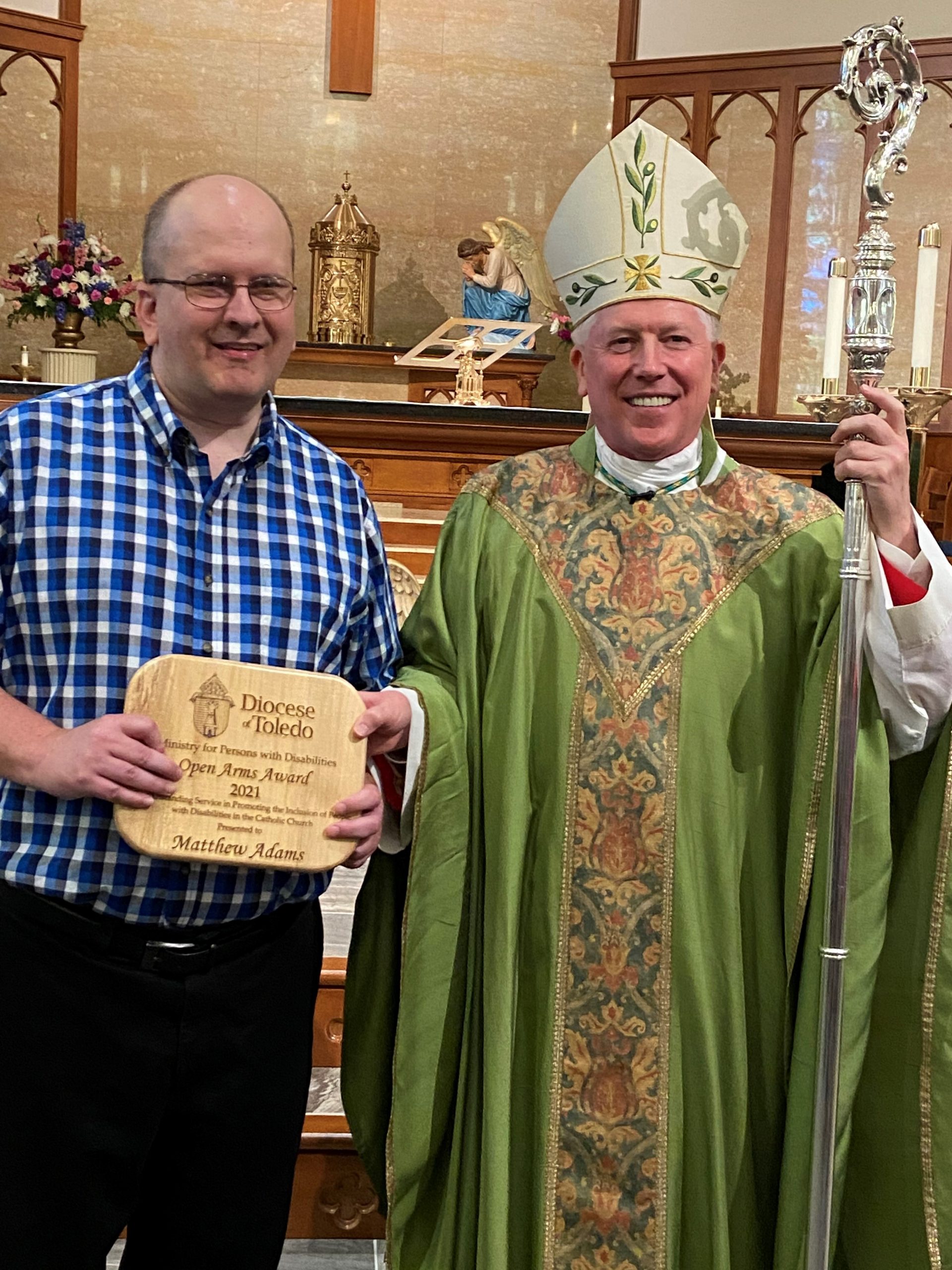 Matt Adams Awarded Open Arms Award from Diocese of Toledo – Divine Mercy